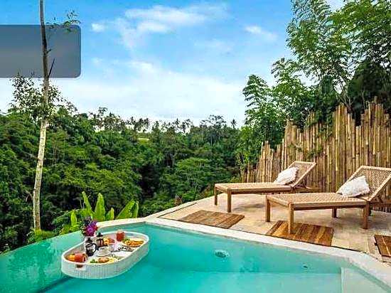 Romantic Bubble Dome Ubud