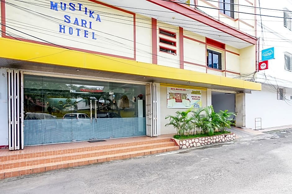 Hotel Mustika Sari by ZUZU