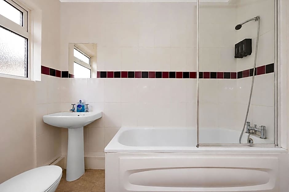 Saji Hotel Ilford