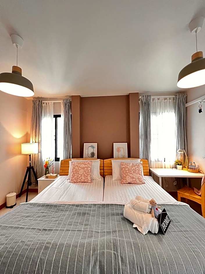 Por poshtel Kanchanaburi