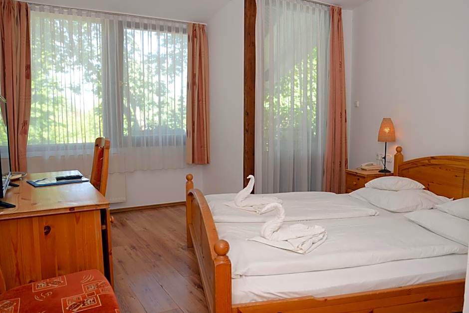 Hotel ICON