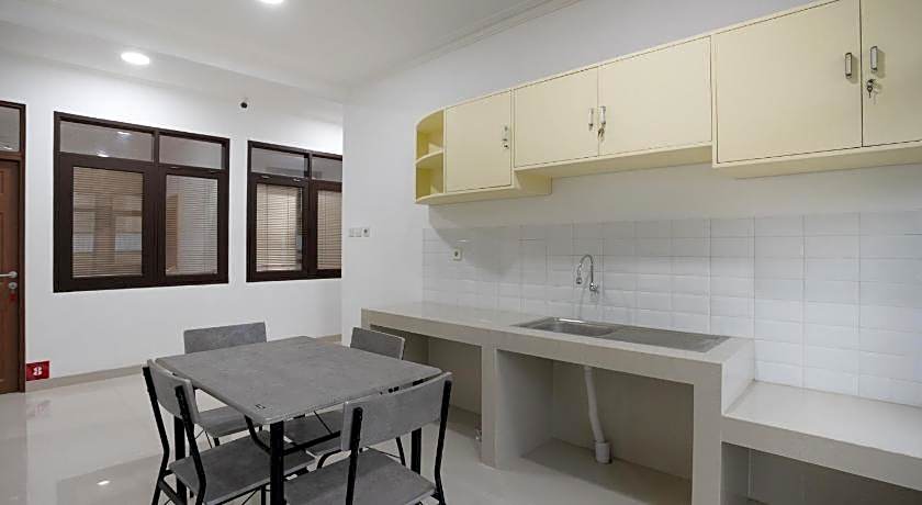 OYO 3209 Hegarbudhi Residence