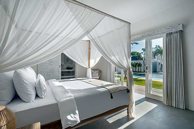 Villa Surga Julie by Alfred in Bali