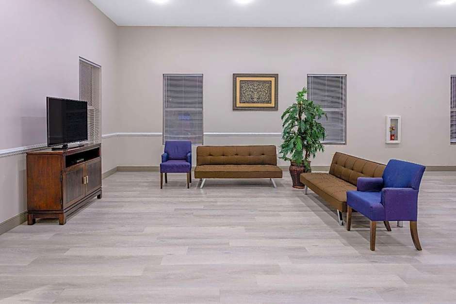 Travelodge by Wyndham Kingsland GA