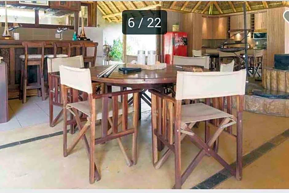 Zebula Golf and Wildlife Estate - Toktokkie Knocking Pax 20 - Moi Signature Luxury villa