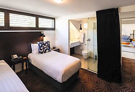 2-Bedroom Apartment Tower Suite