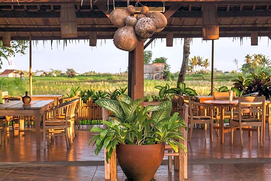 Puri Taman Sari Resort