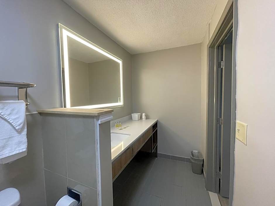 Days Inn & Suites by Wyndham York