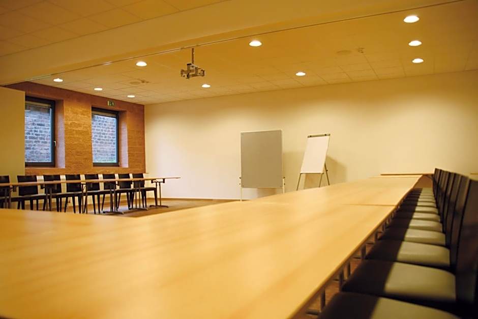 ALCATRAZ Hotel am Japanischen Garten