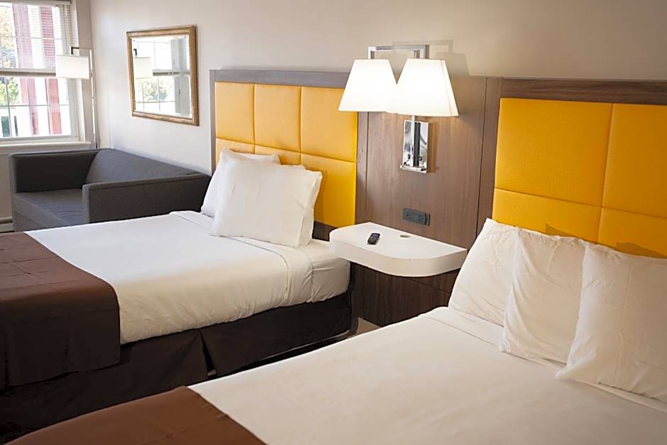 The Burgundy Inn Hotel and Apartments