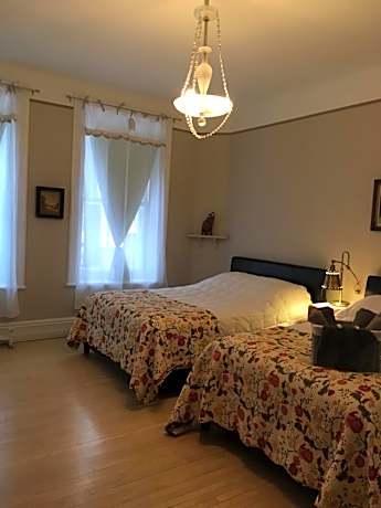 Queen Room with Two Queen Beds