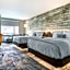 Cambria Hotel Charleston Riverview