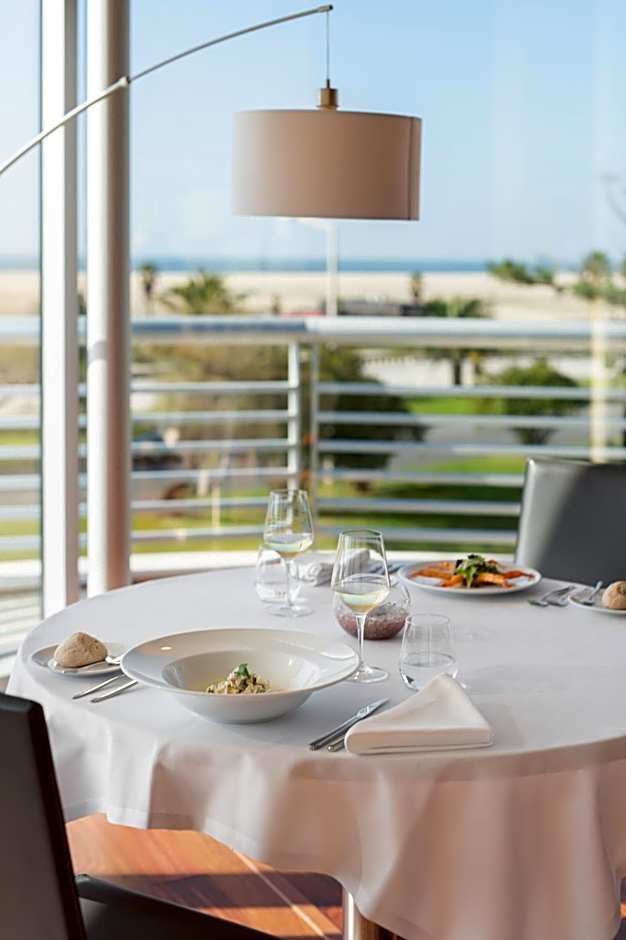 Eurostars Oasis Plaza