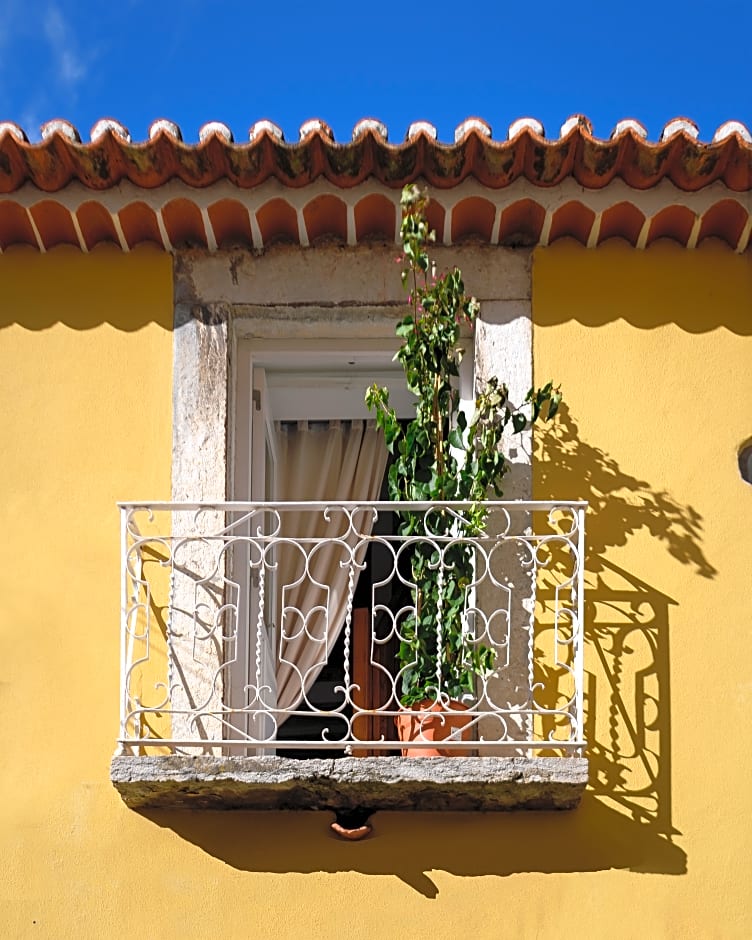 Alfama Yellow House