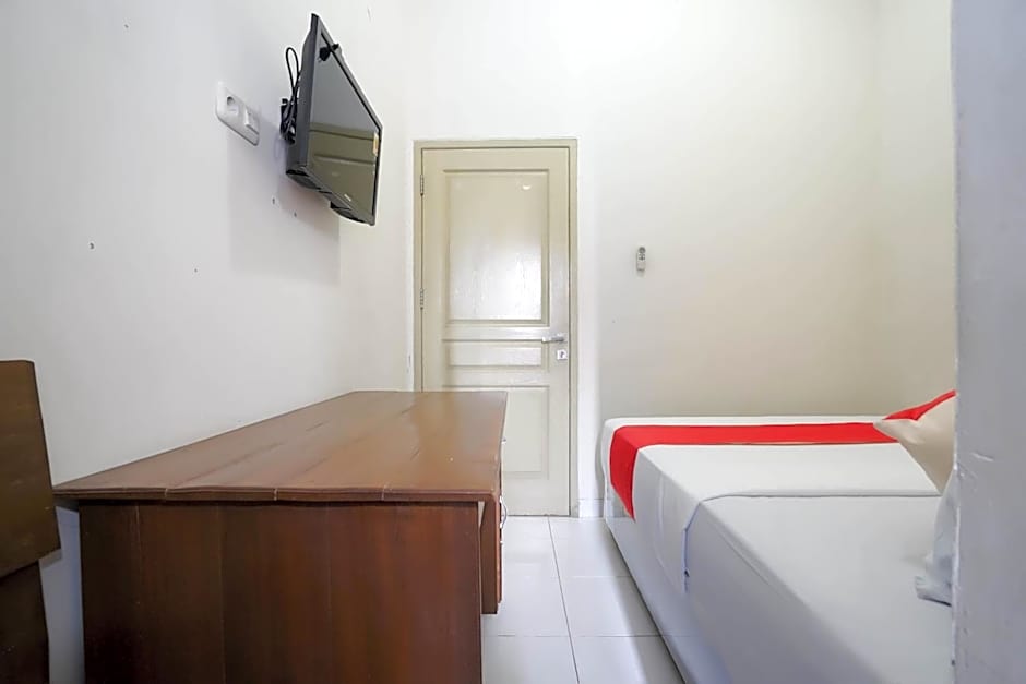 OYO Life 2874 Berlian Residence