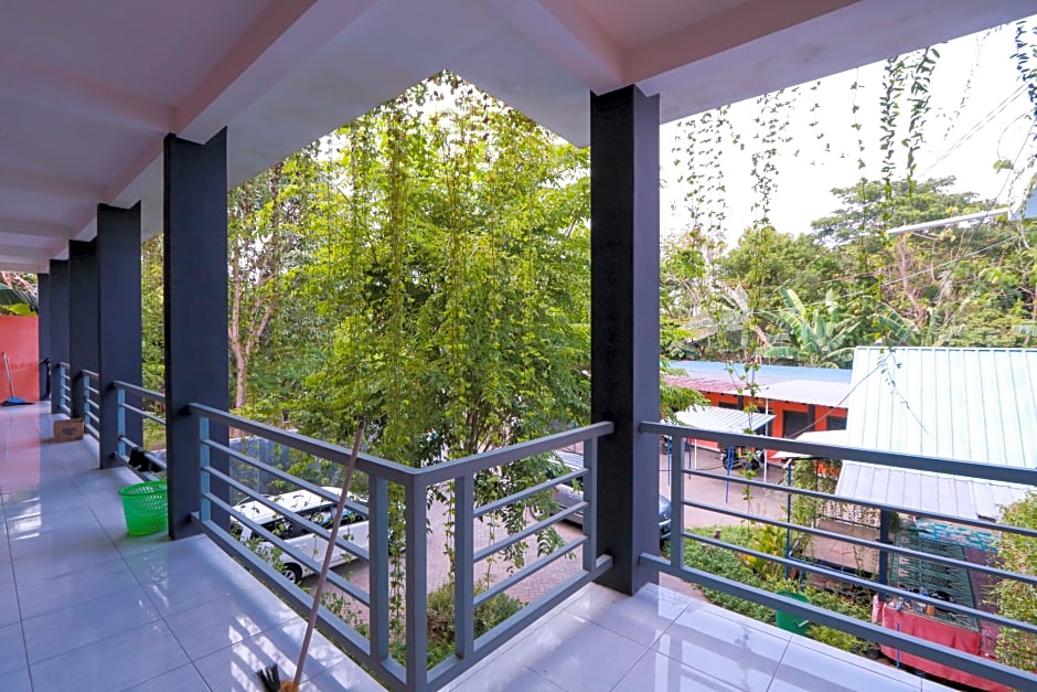 Spot On 2117 Anugerah Family Residence