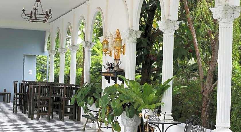 Westgate Residence Hotel