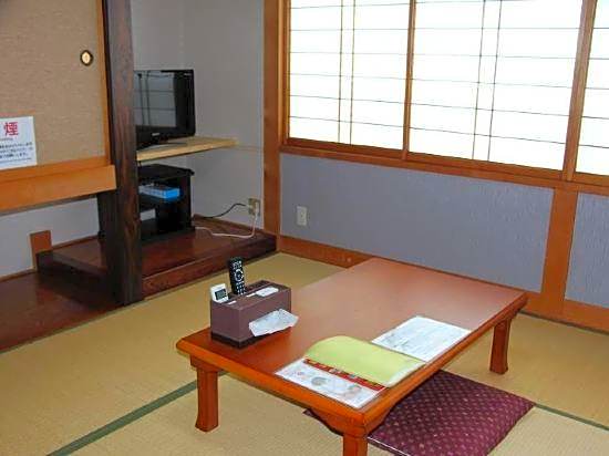 Tuji Wakuwaku Land Minshuku Chaya