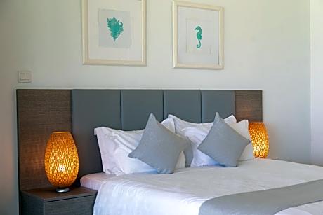 Three-Bedroom Apartment with Fireplace