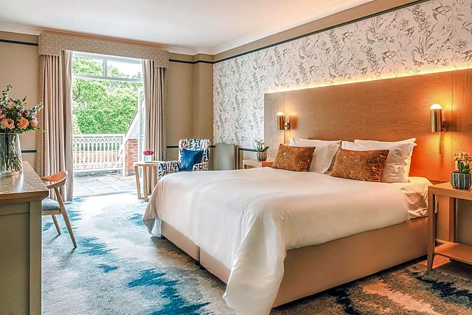 Photo 1 of 5 of Signature Suite