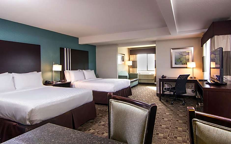 Holiday Inn Express Hotel & Suites Carlsbad Beach By IHG