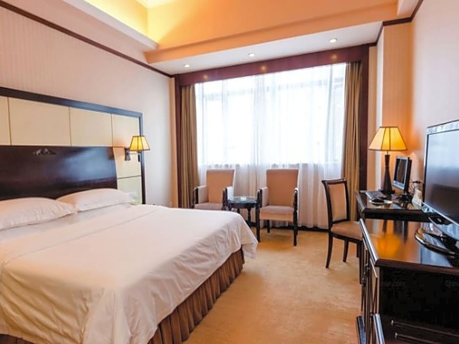 Vienna International Hotel Shenzhen North Station Branch