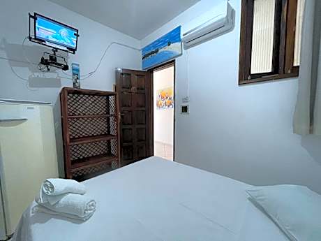 Basic Double Room with External Bathroom