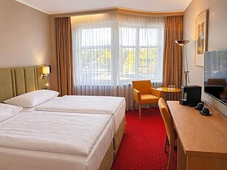 Deluxe Double Room with Shower