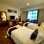 E-outfitting Golden Country Hotel