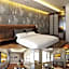 Alvarez Hotel