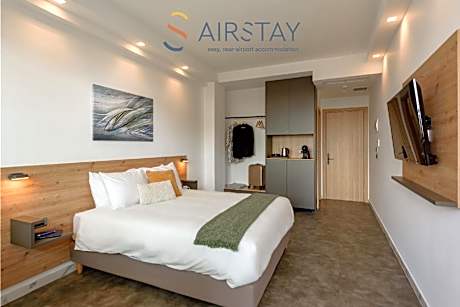 Zed Smart Property Airport by Airstay