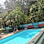 Woodlands Motel