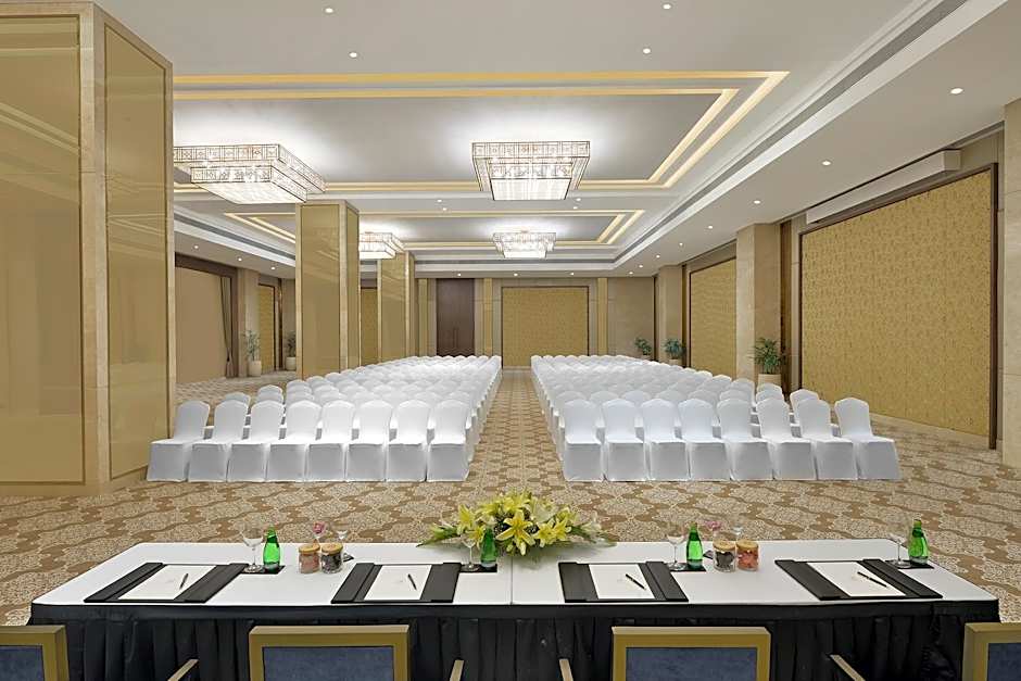 Taj Skyline Ahmedabad