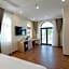 Tra Co Luxury Hotel & Resort