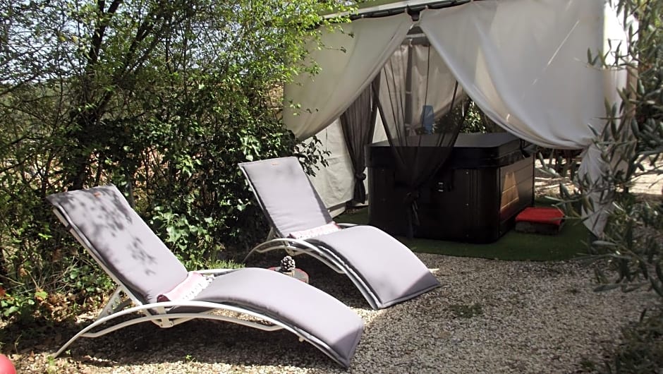 Au Cabanon Chez Nath - chbre d'hôtes