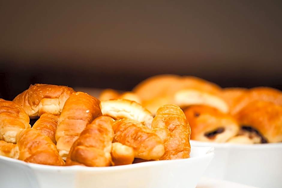 Hôtel & Suites Le Dauphin Québec