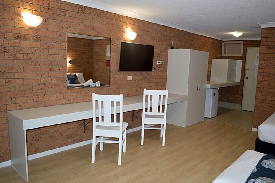 James Street Motor Inn