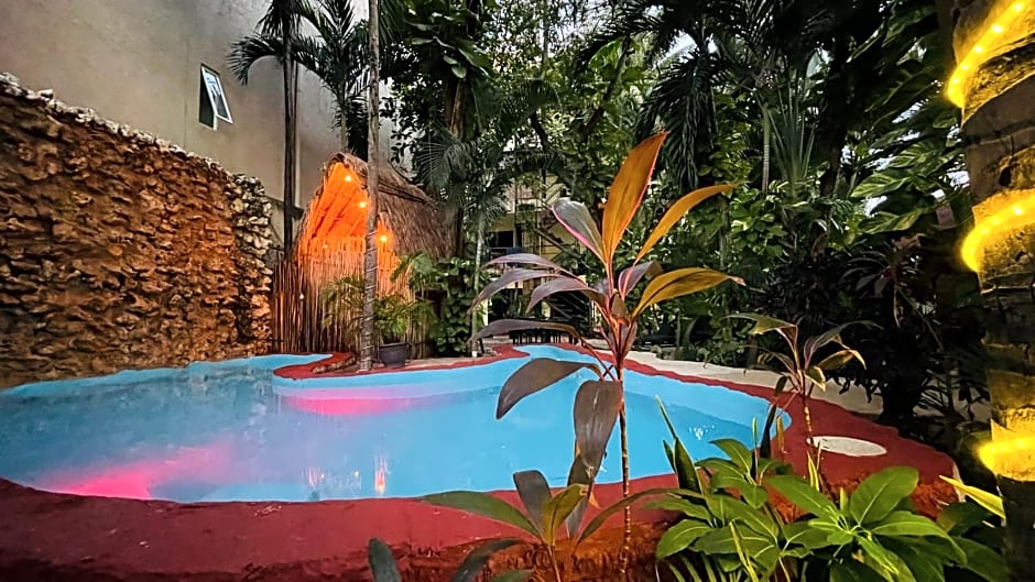 Hotel B&B by Playa del Karma