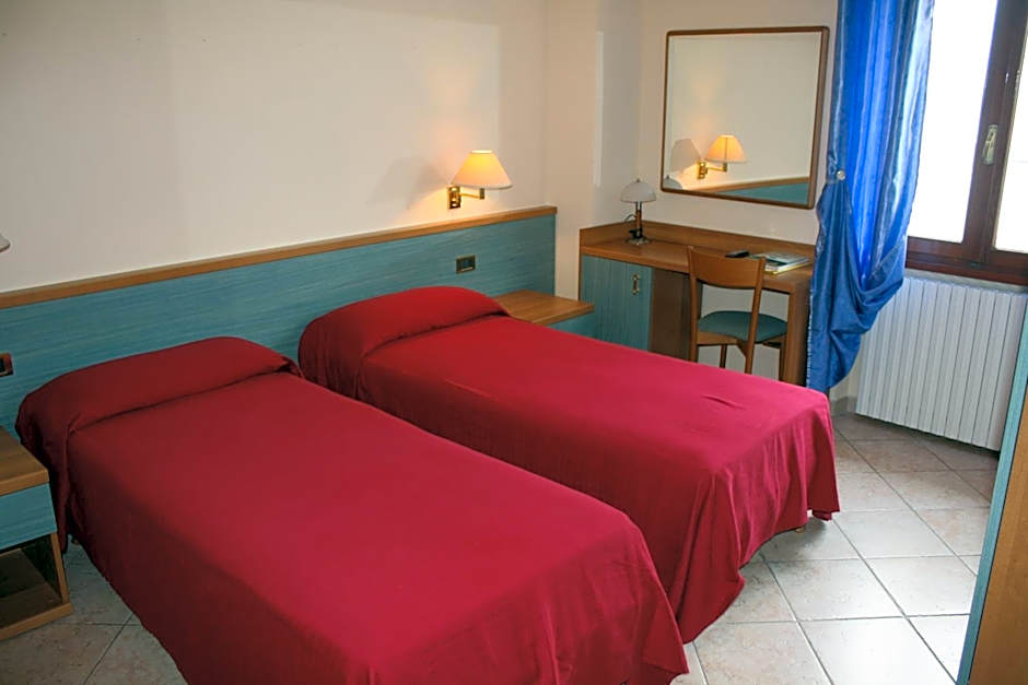 Albergo Ristorante Punta Dell'Est