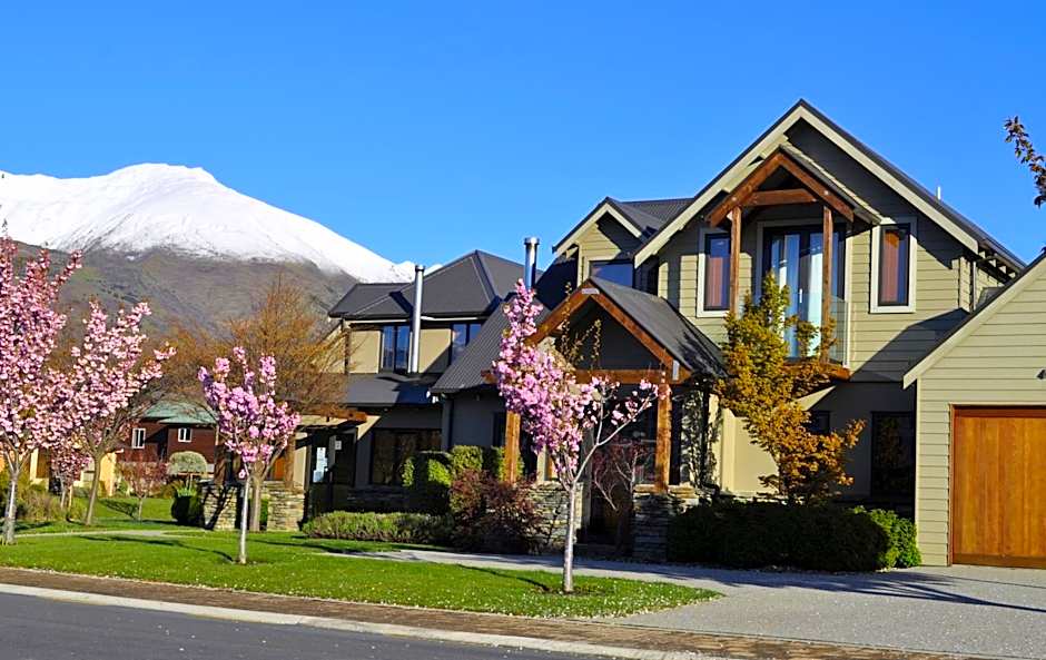Wanaka Luxury Apartments