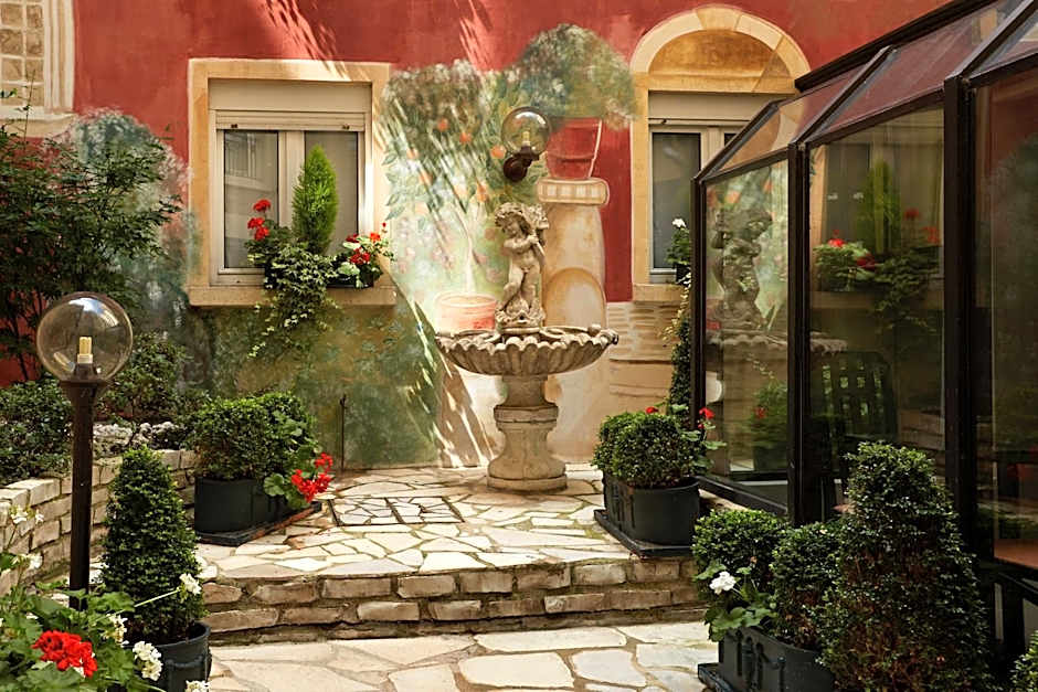 HOTEL BEAUGRENELLE SAINT CHARLES TOUR EIFFEL