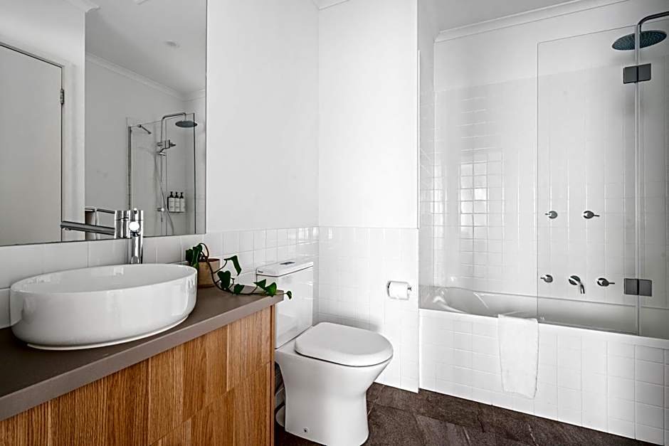 Quest Moonee Valley Hotel