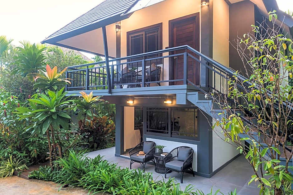 Loy Chalet