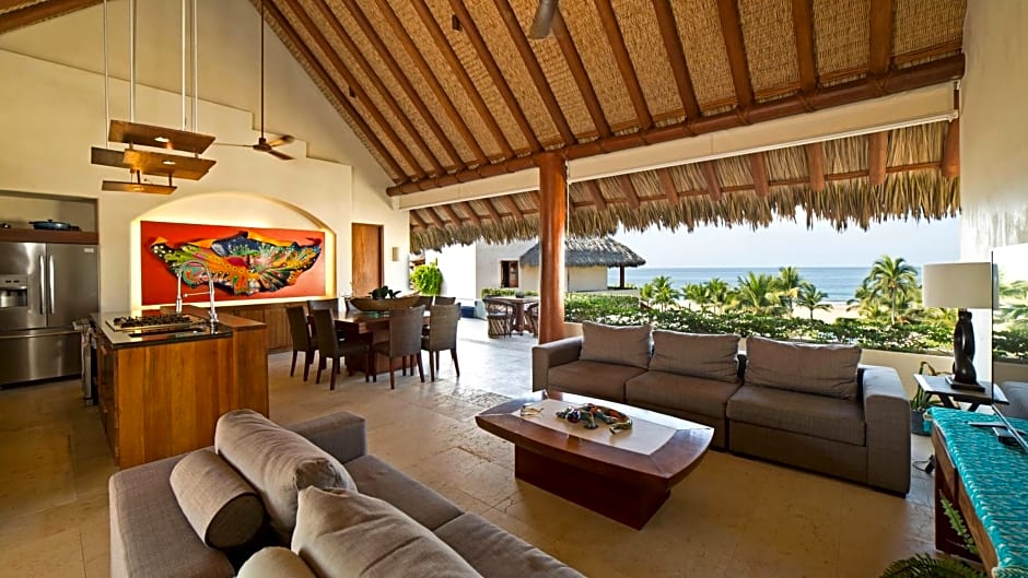 Las Palmas Luxury Villas