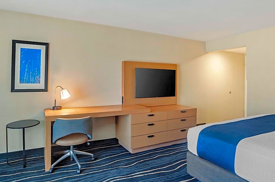 Best Western Plus Marina Gateway