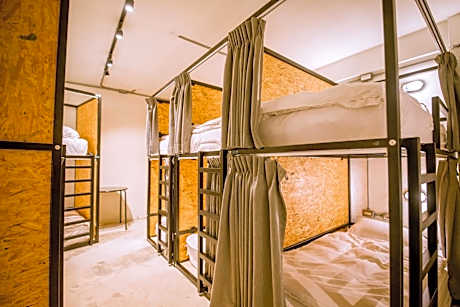 1 person in 18-Bed Dormitory - Mixed