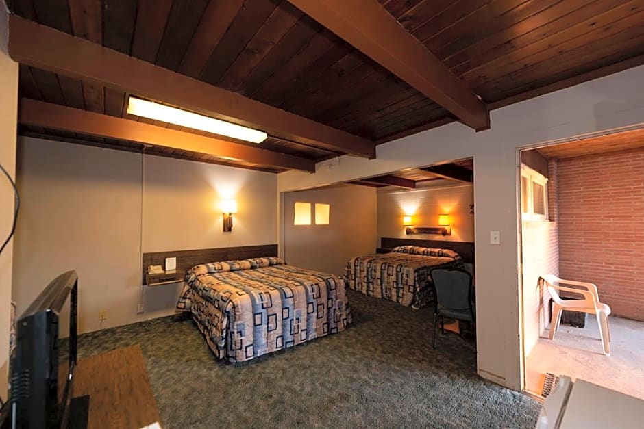 Cedar Inn