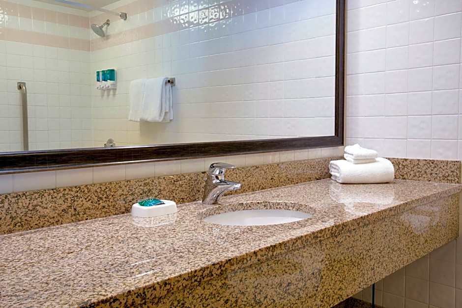 Pear Tree Inn St. Louis Convention Center