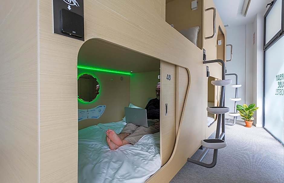 Urban Cube Hostel Sevilla