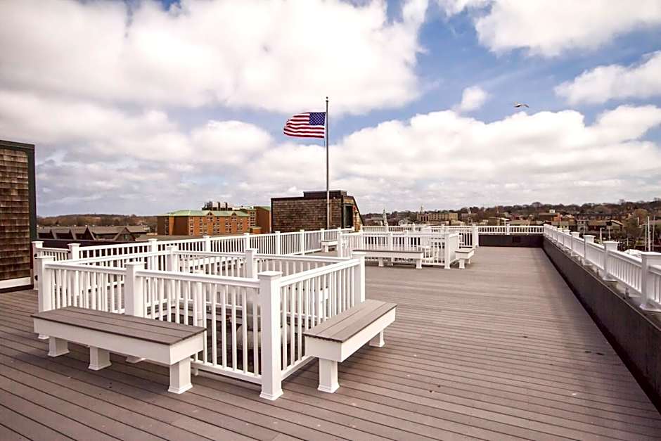 Wyndham Inn on Long Wharf